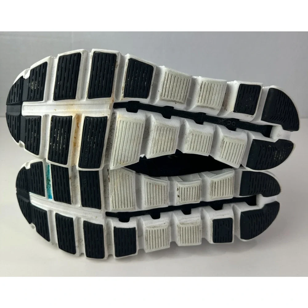 On Running Cloud 5 Shoes Black & White 59.98919 Men's Size 9 Running Sneakers - Picture 8 of 12